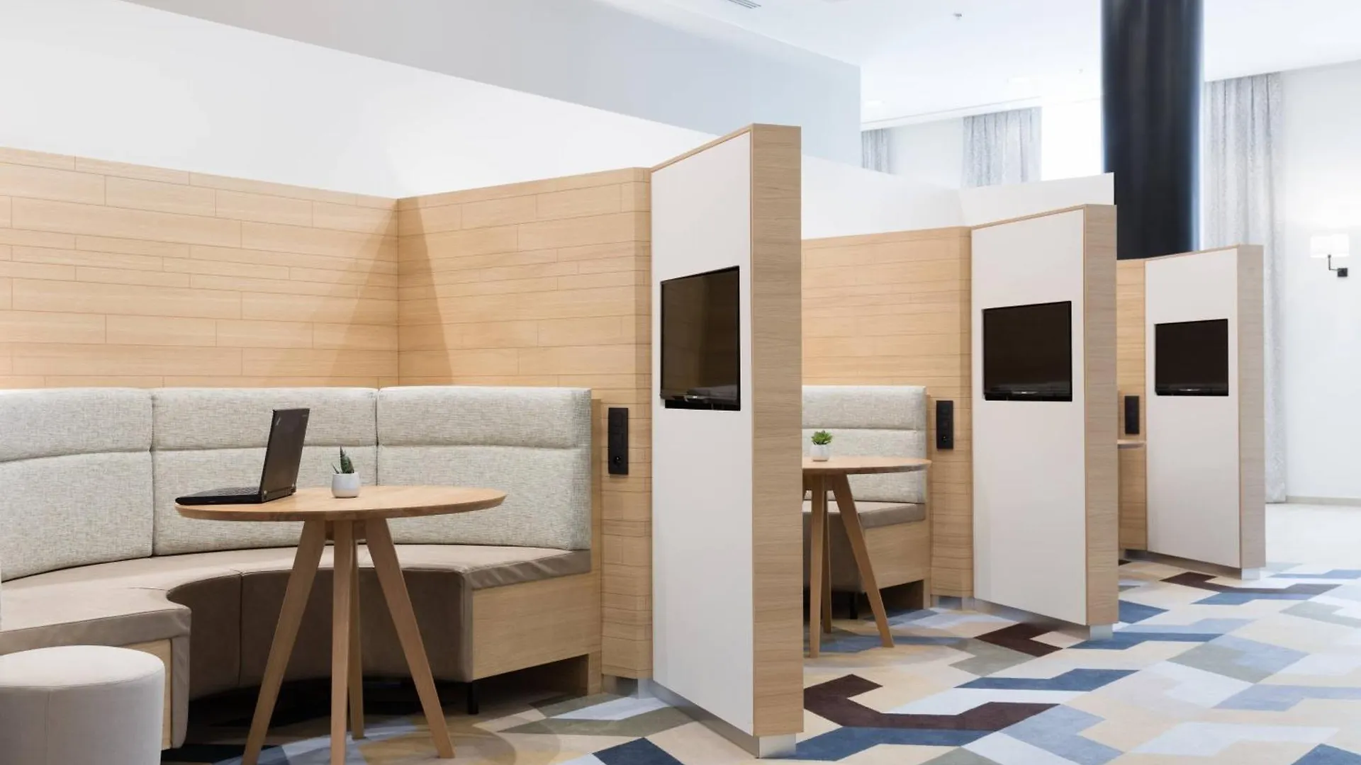Courtyard By Marriott Brussels Hotel Diegem 4*,